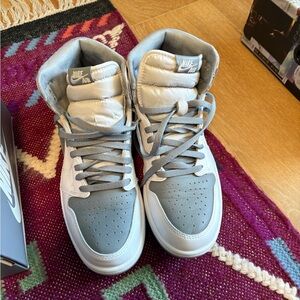 Jordan 1 high - stealth - worn 1 time. Size 10